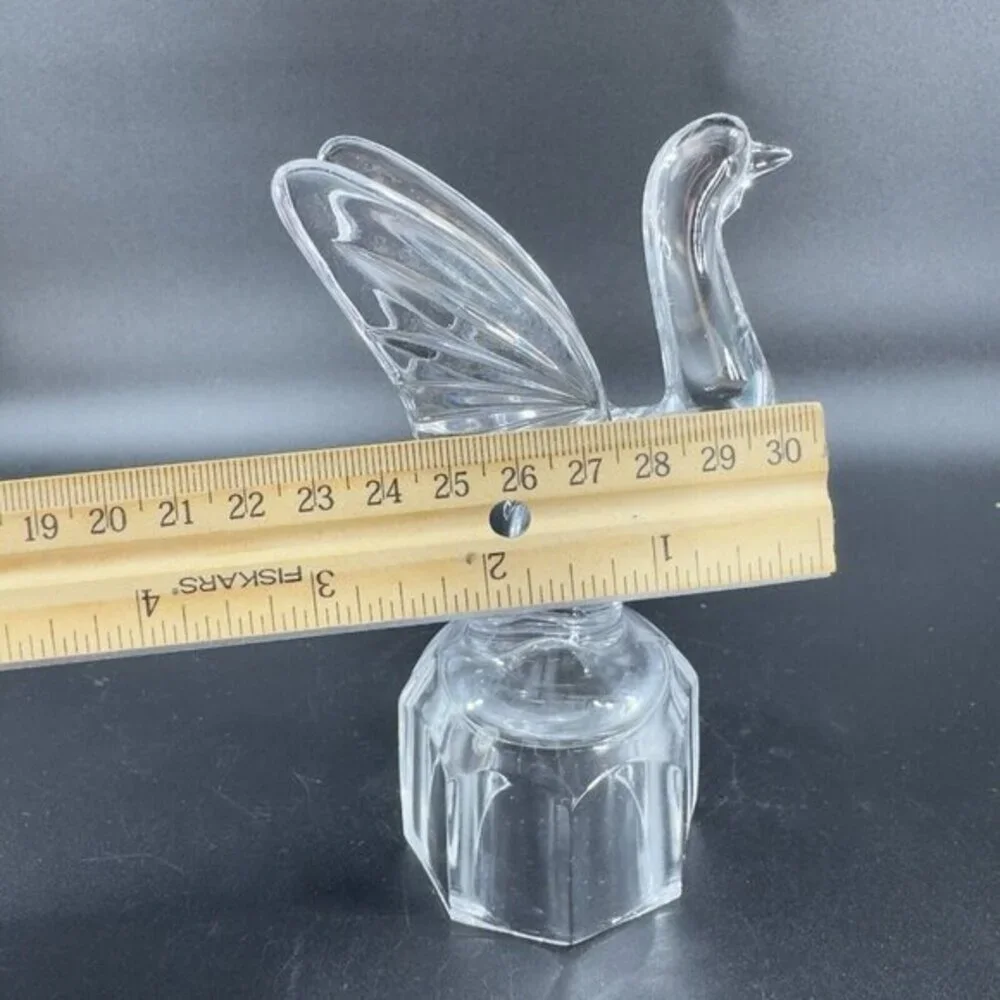 Vintage Clear Flying Glass‎ Crystal Bird Figurine Glassware Decor Figure VTG